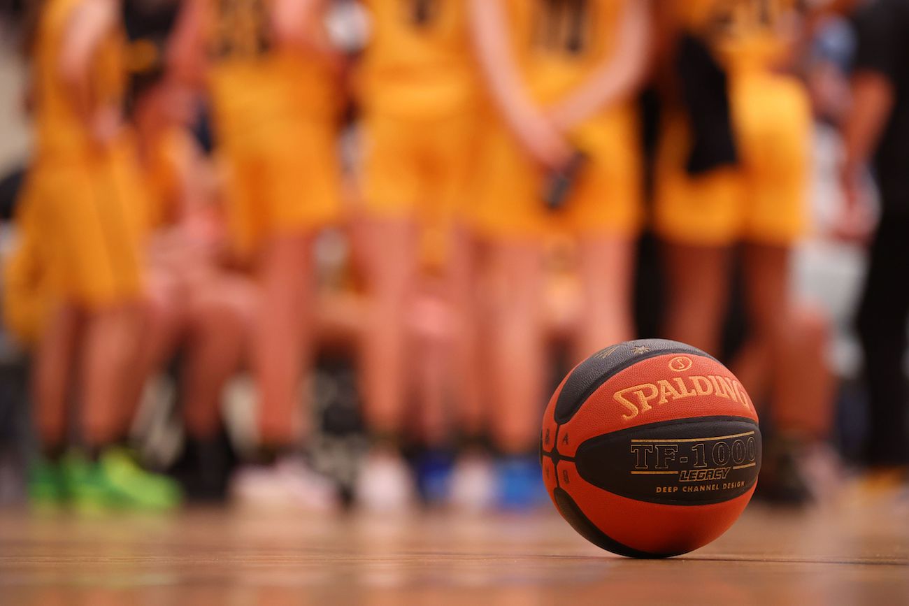 Spalding To Play Ball For Another Two Years