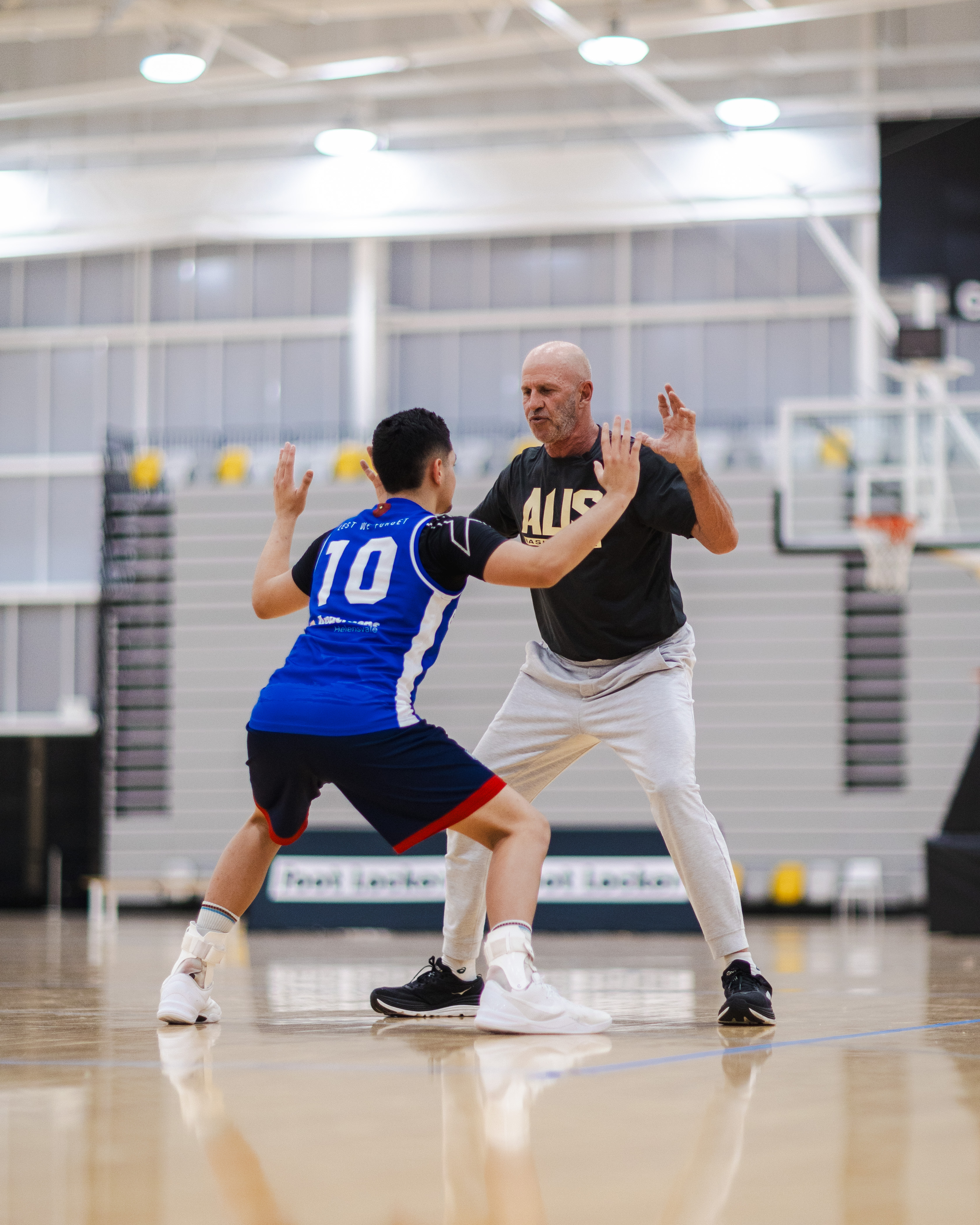 2023 Foot Locker School Championships: Coaching Clinic